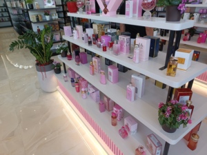 Parfum en spray pour femmes, taille standard 250 ml, usage quotidien en intérieur, parfum parfumé, fabriqué en Chine - Product Image 4