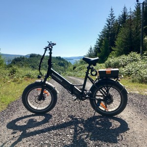 Bicicleta Elétrica Dobrável EU de 20 Polegadas com Bateria Integrada de 48V 13Ah, Pneus Largos em Liga de Alumínio, Motor Traseiro, Cor Preta - Product Image 1