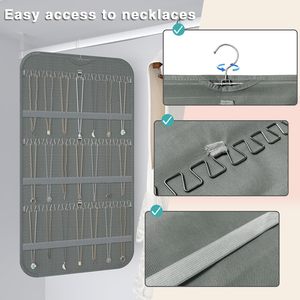 Organisateur de bijoux suspendu double face gris, 36 crochets, 40 poches pour colliers, boucles d'oreilles, montres, pour femmes, moderne, pliable - Product Image 2