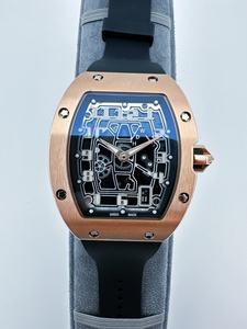 Montres mécaniques avec boîtier en métal et bracelet noir, design tendance et à la mode - Product Image 1