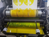 Imprimante d'étiquettes flexo verticale étroite Machine d'impression 6 couleurs
