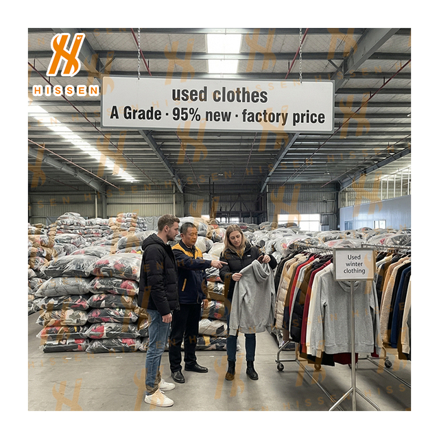 Bales of Used Luxury Designer Clothes Wholesale Winter Vintage Brand Second Hand Bundles of American Clothing Ropa Usada