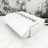Échantillons gratuits Boîte postale d'expédition postale au design imprimé personnalisé Boîte postale d'emballage en carton ondulé pliable Boîte d'avion