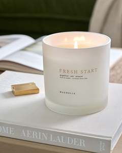 AIKUN Hot Selling Premium Long Burning Eco Soy Wax Glass Jar Scented <b>Candle</b> with Custom Logo for Home Decor & Gift - Product Image 4