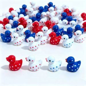 Nuevos Productos al por Mayor, Adornos de Plástico con Forma de Pato Amarillo y Estrella de la Bandera del Día de la Independencia, Decoraciones DIY para Micro Paisajes - Product Image 1