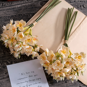 Decoración de Bodas con Lirios de Agua, Flores Artificiales y Plantas Verdes para Acción de Gracias - Product Image 2