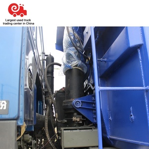 HOWO 375 HP <span class=keywords><strong>de</strong></span> segunda mano <span class=keywords><strong>de</strong></span> color azul <span class=keywords><strong>de</strong></span> techo alto tractor camión remolque cabeza - Product Image 2