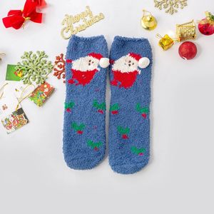 Chaussettes en polaire corail brodées pour femme, mi-mollet, doublées thermiquement, confortables pour l'intérieur en hiver - Product Image 3