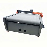 Plotter CNC AOYANG 2230 con Cuchilla Vibratoria, Corte Neumático Rotatorio en Ángulo para Panel Compuesto, Esponja y Tablero KT