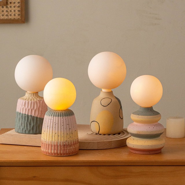 Wholesale Modern Porcelain Desk Lamp for Home Decoration Ceramic Base Table Lamps