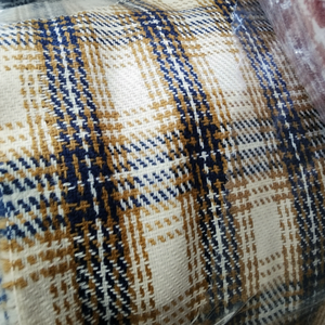 Tissu extensible en fil acrylique teint à carreaux tissé 44/45 "pour garçons et filles - Product Image 1