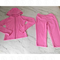 Ensemble de survêtement 2 pièces pour femme avec logo personnalisé, sweat à capuche court zippé et short cycliste assorti, style streetwear