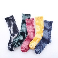 Vente en gros Tie Dye Crew Chaussettes Coton Skate Coloré Drôle Cyclisme Course à pied Randonnée Hip Hop Casual Hommes Sport Chaussettes pour Unisexe