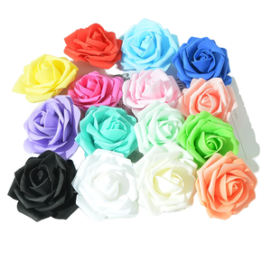 <span class=keywords><strong>Rose</strong></span> Artificiali in Plastica Fatte a Mano di Alta Qualità 4,5cm - Durevoli, Antibatteriche, Ecologiche per Decorazioni Fai-da-Te e Ghirlande, <span class=keywords><strong>200</strong></span> Pezzi - Product Image 1