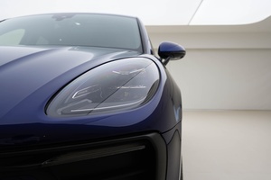 Porsche Macan 2.0T essence bleue bien utilisée 16,000 kilomètres Original juin <span class=keywords><strong>2022</strong></span> couvercle de coffre peint pour la conduite quotidienne épicerie - Product Image 5