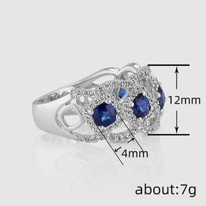 Anello da Cocktail da Donna T0991 con Zaffiro Naturale Ovale, Montatura Pavé, Design Geometrico, Anelli di Moda per Matrimonio - Product Image 4