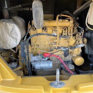 Se Vende Excavadora Usada de 5 Toneladas, Fabricada en Japón, Modelo Caterpillar CAT305.5, con Pocas Horas de Trabajo - Product Image 4