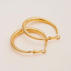 2026 Custom Gold Hoop Earrings 18k Gold Plated <b>Stainless</b> <b>Steel</b> Hollow Lightweight Clip On Big Hoop Earrings for Women - Product Image 5