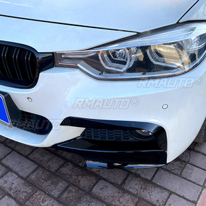 ชุดแต่งกันชนหน้ารถยนต์ BMW ซีรีส์ 3 รุ่น F30 F31 M Sport 320i 325i ปี 2012-2018 จำนวน 2 ชิ้น ครอบไฟตัดหมอก ช่องระบายอากาศ ลายคาร์บอนไฟเบอร์ - Product Image 5