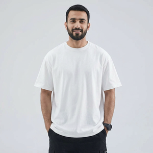 Camiseta de Manga Corta para Hombre, Personalizada OEM, Talla Grande, Color Sólido, 180g, Transpirable, Ecológica, con Logotipo Impreso, Cuello Redondo, Verano - Product Image 1