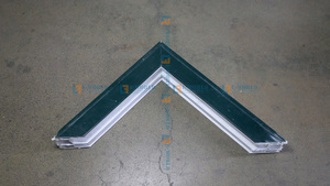 Machine de soudage sans soudure à tête unique, motorisée et contrôlée par PLC, de qualité supérieure, pour la production de portes et fenêtres en PVC/UPVC et en aluminium - Product Image 3