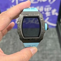 Montre automatique haut de gamme pour homme, boîtier en fibre de carbone, mouvement ajouré personnalisé, idéale pour le sport et les activités de plein air