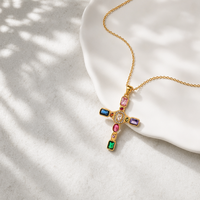 Collier Pendentif Croix Multicolore Vintage en Zirconium Cubique SA Jewelry, Plaqué Or 18K, Acier Inoxydable, Classique, Religieux, Quotidien pour Femme