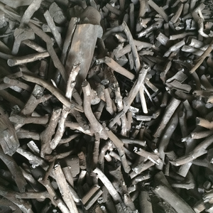 Briqueta de carbón de lichi negro de fabricante vietnamita para suministro de restaurantes de barbacoa - Product Image 1