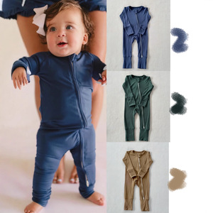 Offerta Speciale: Set di Tutine per Neonati in Tinta Unita con Doppia Cerniera, Morbide in Bambù, Traspiranti per l'Uso Quotidiano - Product Image 1