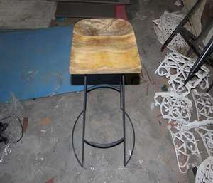 Tabouret de bar haut de gamme en bois massif très demandé, design portable pour l'extérieur, les parcs, les cafés et les bars, chaises de jardin - Product Image 6