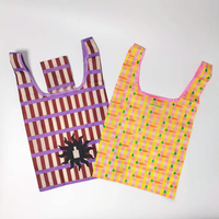 Sac fourre-tout pliable en polyester ripstop 210D avec logo imprimé personnalisé, motif rayé, écologique, imperméable et recyclable