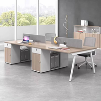 Bureau de travail en bois moderne, durable et écologique pour le personnel