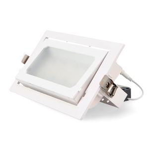 Proyector LED orientable de 36W CCT, ideal para iluminación decorativa y funcional en exteriores e interiores. - Product Image 1