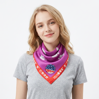 Écharpe en soie personnalisée imprimée à la main pour femme, design unique, foulard triangulaire pour événements et usage quotidien