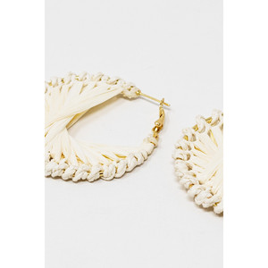 Orecchini Rotondi Intrecciati Color Crema con Motivo Intrecciato - Product Image 1