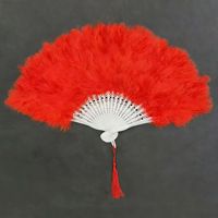 Nouveaux éventails professionnels en plumes blanches et rouges, vente en gros, élégants, classiques, pour la danse, accessoires photo de mariage, 42x23.5cm, livraison rapide