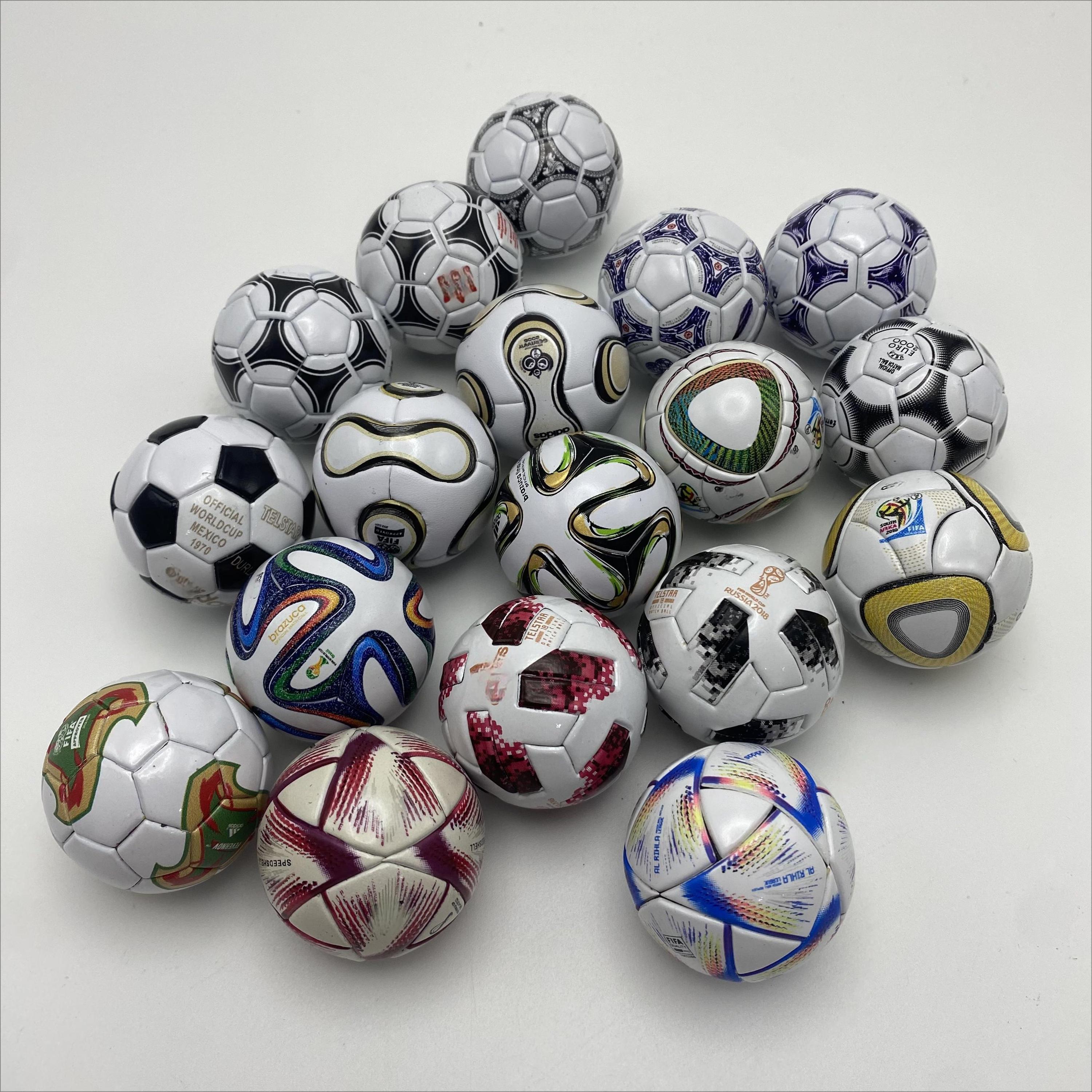 2022の世界サッカーの試合に1970ミニサッカー記念ギフトボックスpu素材