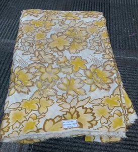 Tela con estampado étnico para prendas de mujer, ideal para costura y confección, gran precio. - Product Image 3