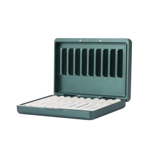 Caja de Almacenamiento de Cigarrillos Magnética a Prueba de Humedad de Aleación de Aluminio con Logotipo Personalizado IQO, Diseño Moderno y Simple, Fácil de Transportar - Product Image 5