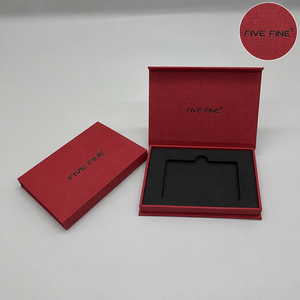 Cajas de Cartón Rígido Hechas a Mano en Rojo y Negro con Colores Personalizados, Grabado en Relieve - Empaque Personalizable para Tarjetas <span class=keywords><strong>VIP</strong></span>/Membresía/Regalo/Crédito - Product Image 1