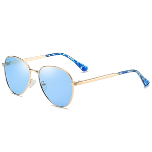 Gafas de Sol Polarizadas Ligeras 2022, Nueva Marca China, Modernas y Personalizadas, con Montura de PC y Metal para Ciclismo - Product Image 2