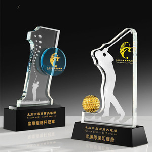 Trofeo de golf de cristal personalizado grabado con láser con logotipo para premios y eventos - Product Image 1