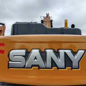 Excavadora de cadenas Sany SY215C de 21 toneladas, original china, bien conservada, para movimiento de tierras <span class=keywords><strong>civiles</strong></span> - Product Image 6