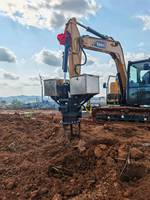 Épandeur d'engrais robuste XVY-SFJ-SE à commande hydraulique pour serres, vergers et terres agricoles, compatible avec les excavatrices 13-15T
