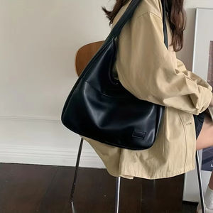 Wholesale Women <b>Hobo</b> <b>Bag</b> Simple PU <b>Leather</b> Solid Shoulder 2023 Fashion Large Capacity Handbag for School Work - Product Image 2