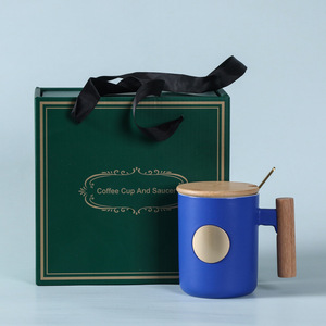 Ceramic Mug With Wooden Handle And Lid Three Piece Set Nordic Style Coffee Milk Cup With Spoon Solid Color Gift Packaging - Product Image 3