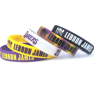 Pulseras de Silicona Luminosas con Diseño de Letras de Estrellas del Baloncesto de la NBA, Kobe, Irving, James, Curry, para Hombre, de Alta Calidad - Product Image 5