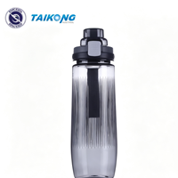Bouteille d'eau portable personnalisée pour le sport et les activités de plein air, avec paille intégrée, idéale pour l'école et les activités sportives en extérieur
