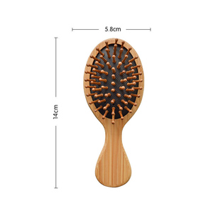 <span class=keywords><strong>Brosse</strong></span> à cheveux ronde en poils <span class=keywords><strong>de</strong></span> <span class=keywords><strong>sanglier</strong></span> doux naturels respectueux <span class=keywords><strong>de</strong></span> l'environnement Peigne <span class=keywords><strong>de</strong></span> massage en bambou en bois organique sain <span class=keywords><strong>Brosse</strong></span> à cheveux à manche en bois - Product Image 4