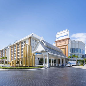 Proyecto de Mobiliario para Hoteles - Wyndham Jomtien Pattaya Tailandia - Conjuntos de Mobiliario para Dormitorios, Vestíbulos y Áreas Públicas del Hotel Chonburi - Product Image 6